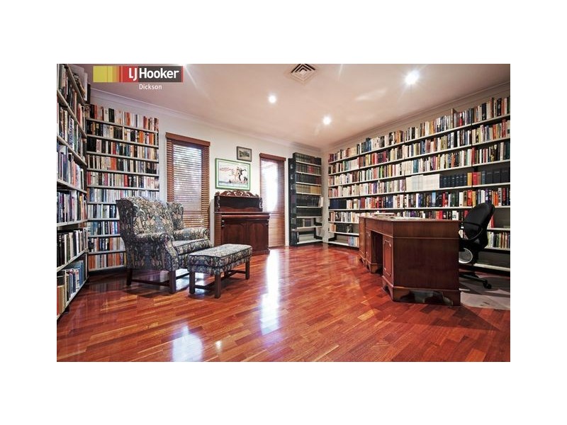 11 Elimatta Street, Reid ACT 2612