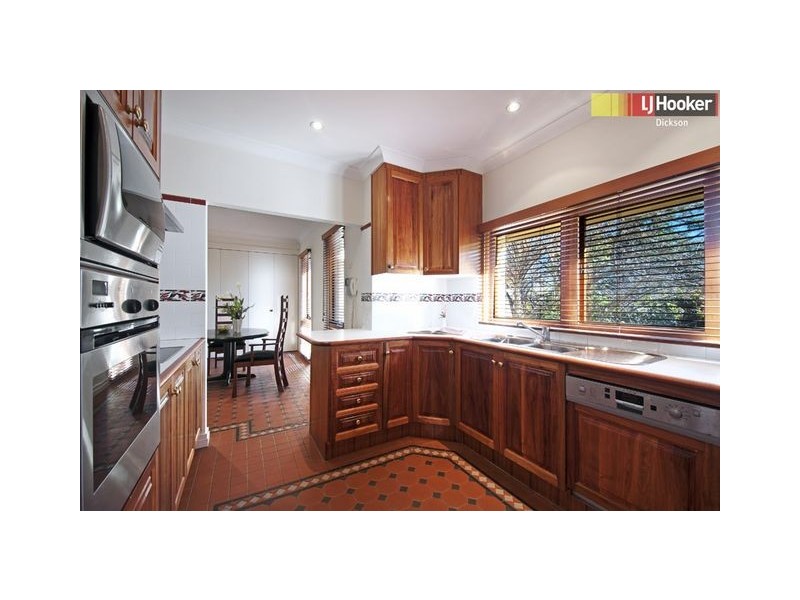 11 Elimatta Street, Reid ACT 2612