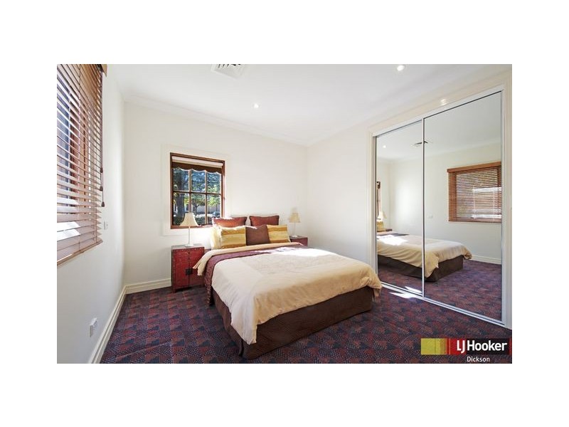 11 Elimatta Street, Reid ACT 2612