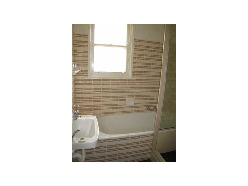 2 Rawson Street, Deakin ACT 2600