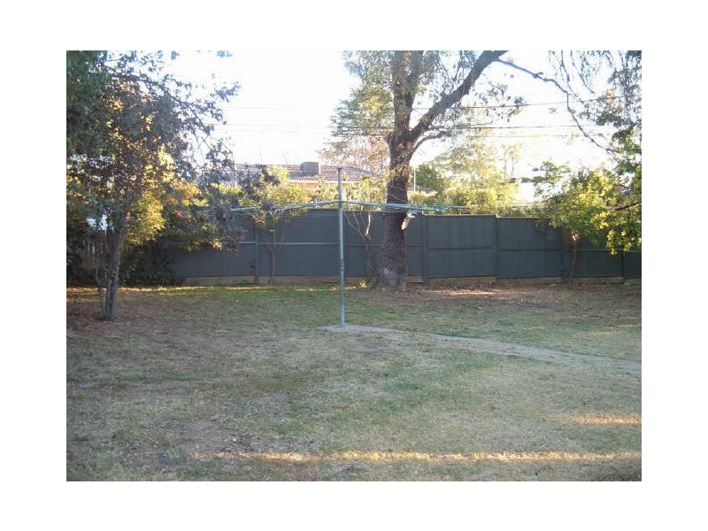 6 Dunlop Street, Hackett ACT 2602