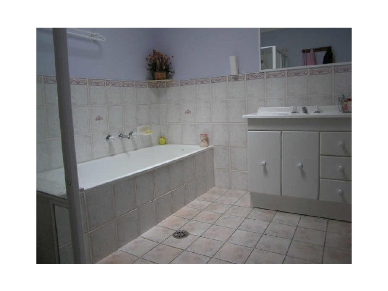 87 Yumba Avenue, Ngunnawal ACT 2913