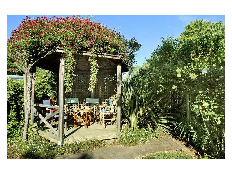 92 Blackett Street, Downer ACT 2602