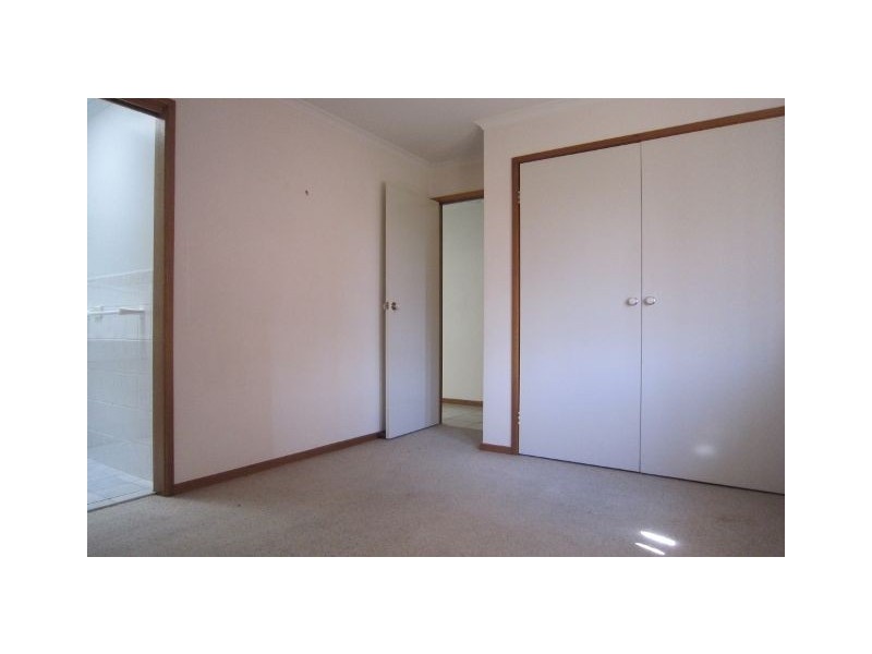 2/27 Redcliffe Street, Palmerston ACT 2913