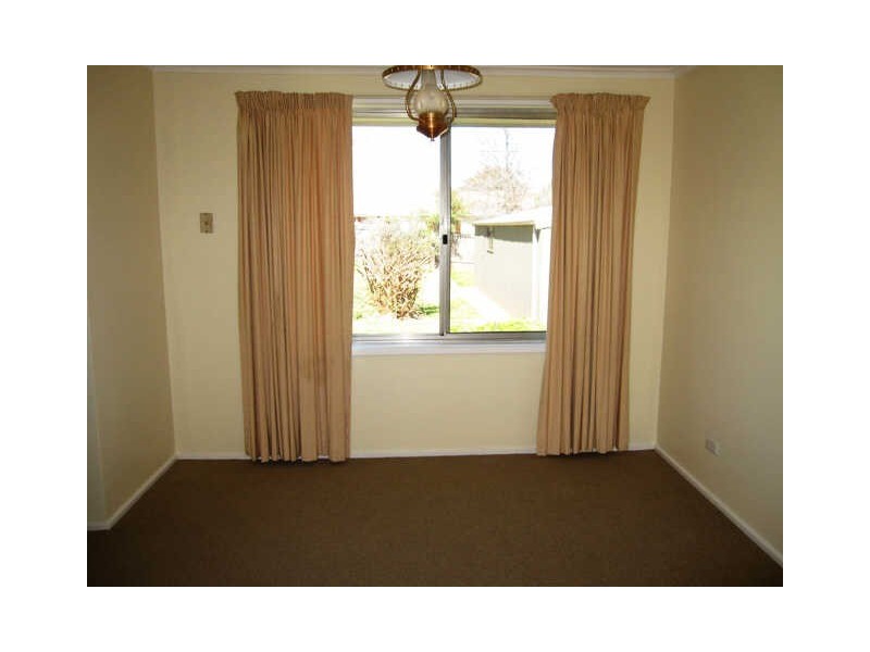 11 Tucana Street, Giralang ACT 2617