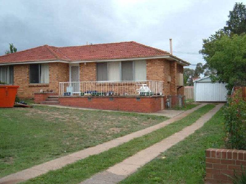 12 Purser Street, Chifley ACT 2606