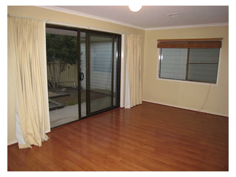 27B Cossington Smith Crescent, Lyneham ACT 2602