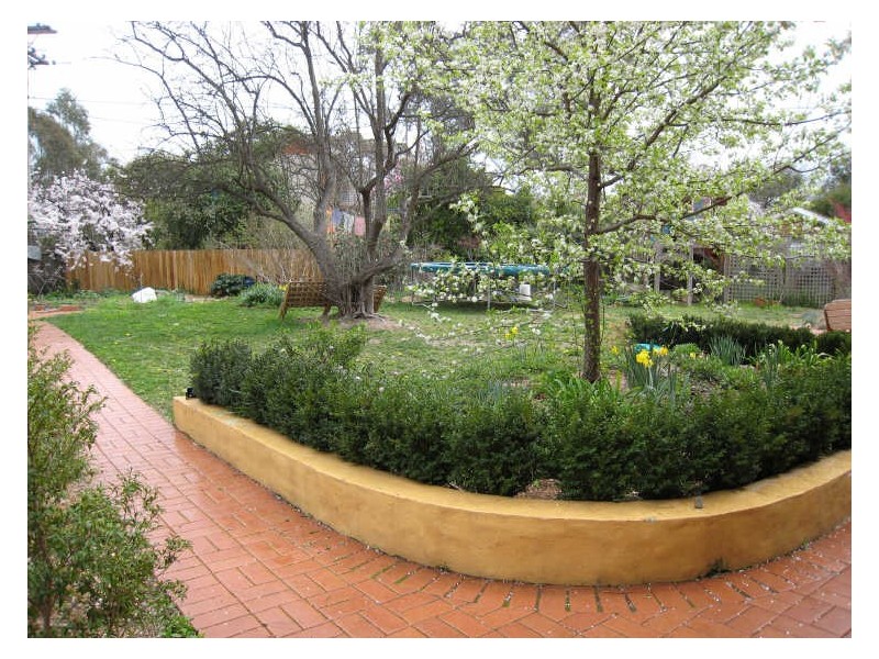 7 Baines Place, Lyneham ACT 2602