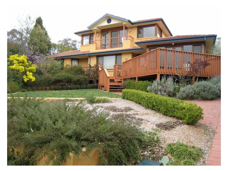 7 Baines Place, Lyneham ACT 2602
