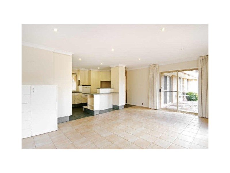 21 Dickinson Street, Watson ACT 2602