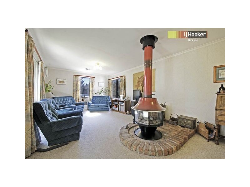 8 Lucas Place, Downer ACT 2602