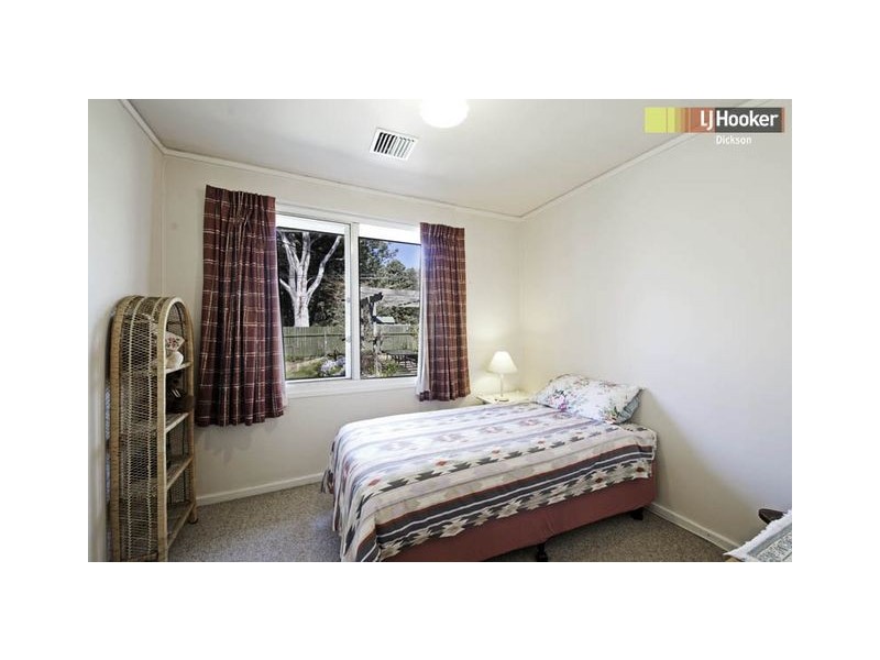 8 Lucas Place, Downer ACT 2602