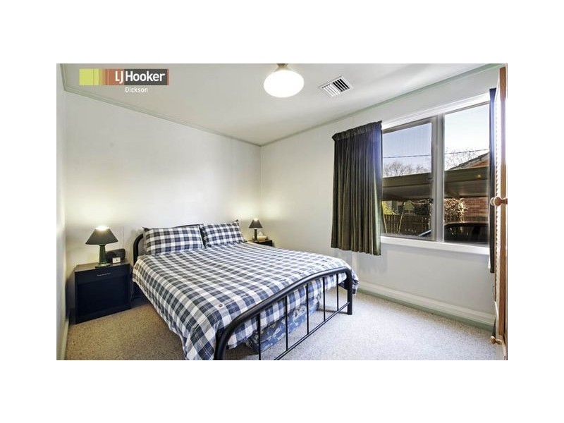 8 Lucas Place, Downer ACT 2602