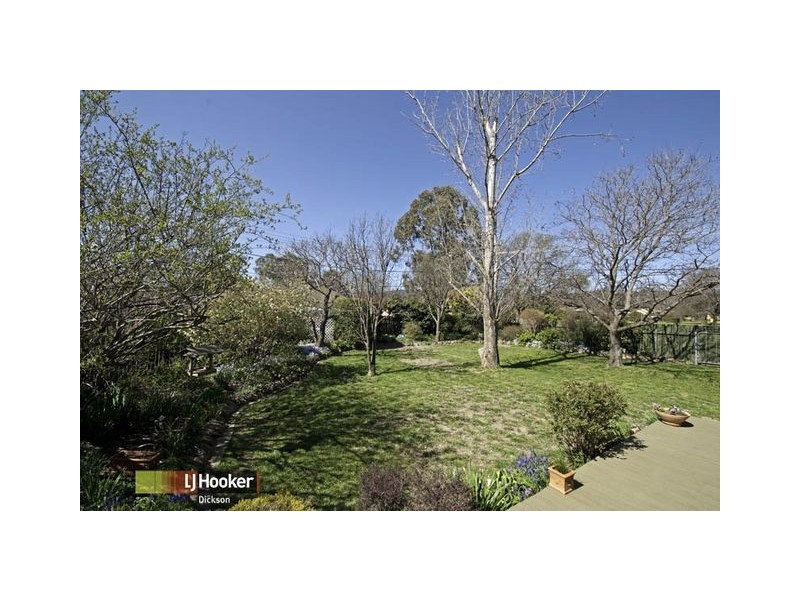 8 Lucas Place, Downer ACT 2602