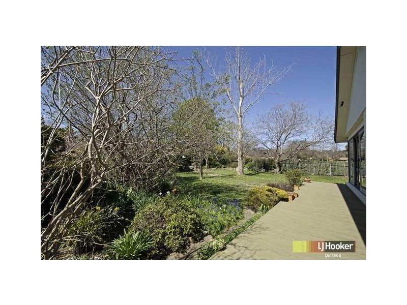 8 Lucas Place, Downer ACT 2602