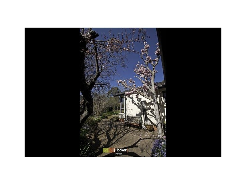 8 Lucas Place, Downer ACT 2602