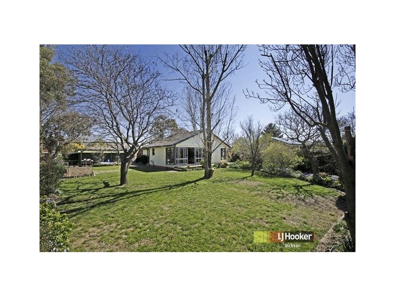 8 Lucas Place, Downer ACT 2602