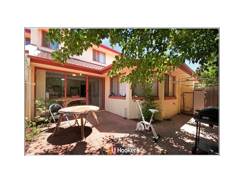 17/10 Federal Highway, Watson ACT 2602