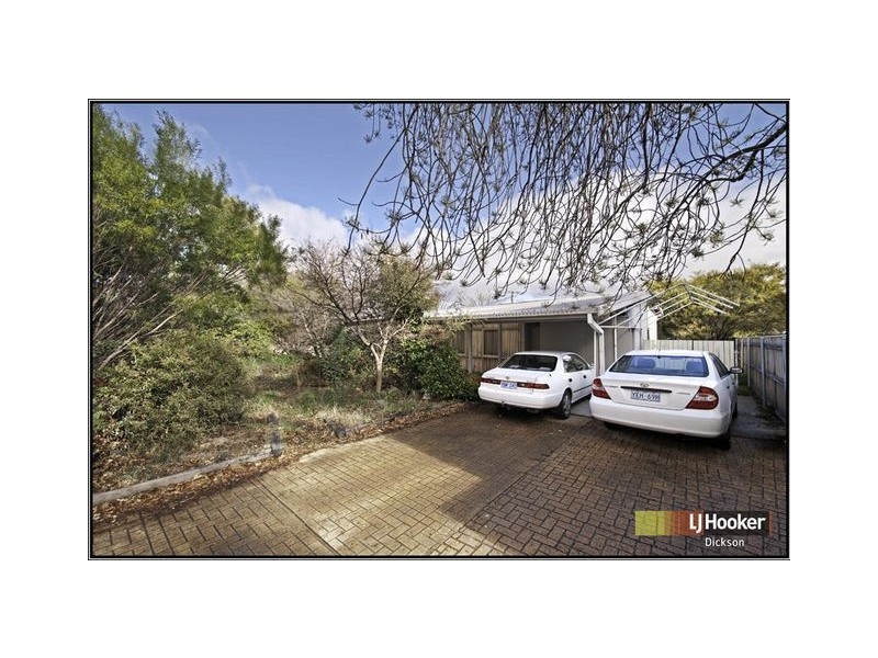 15 & 17 De Burgh Street, Lyneham ACT 2602