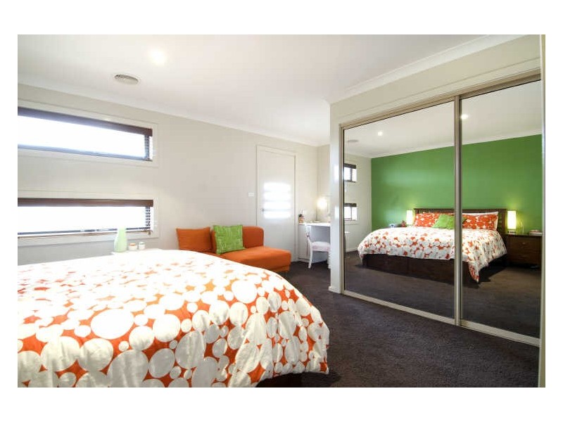 51 Mapleton Avenue, Harrison ACT 2914