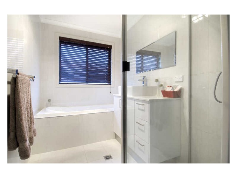 51 Mapleton Avenue, Harrison ACT 2914