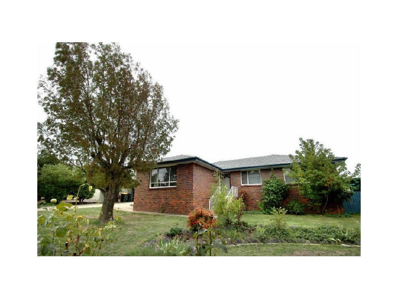 322 Southern Cross Drive, Macgregor ACT 2615