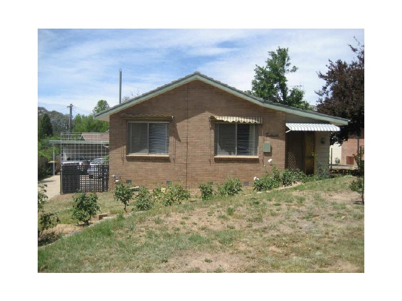 28 Badgery Street, Macquarie ACT 2614