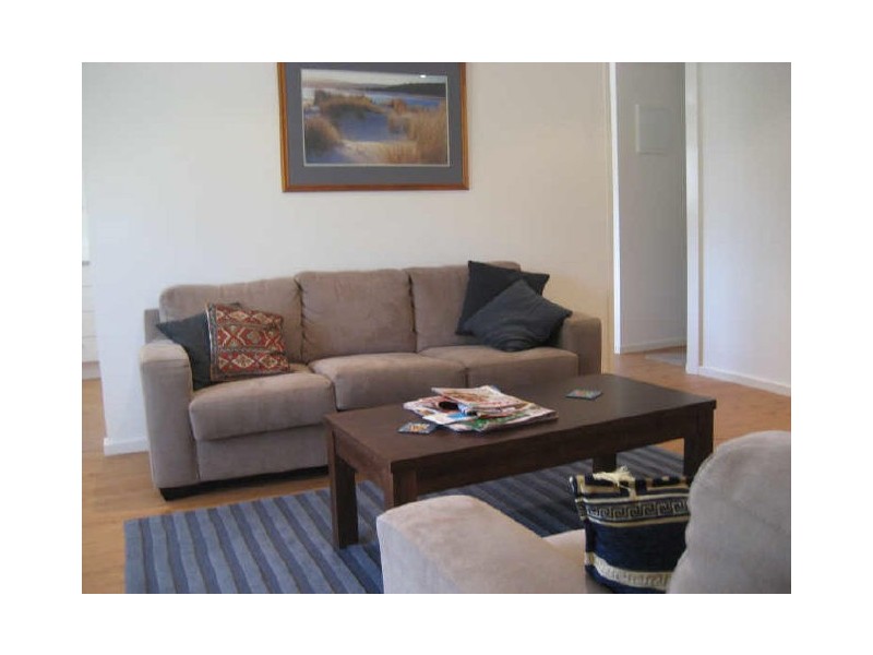 28 Badgery Street, Macquarie ACT 2614