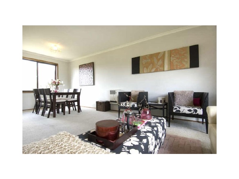 27 Phillipson Crescent, Calwell ACT 2905