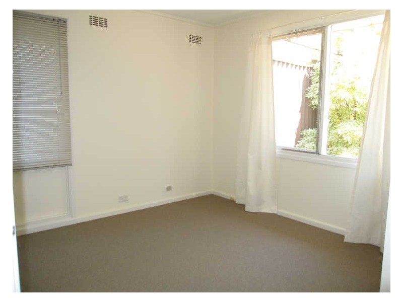 189 Phillip Avenue, Hackett ACT 2602