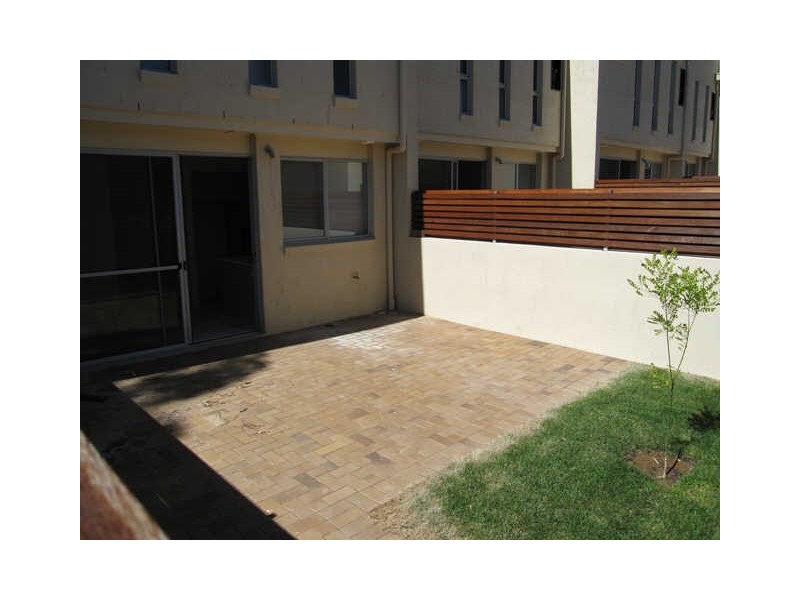 4/7 Collicot Street, Macquarie ACT 2614