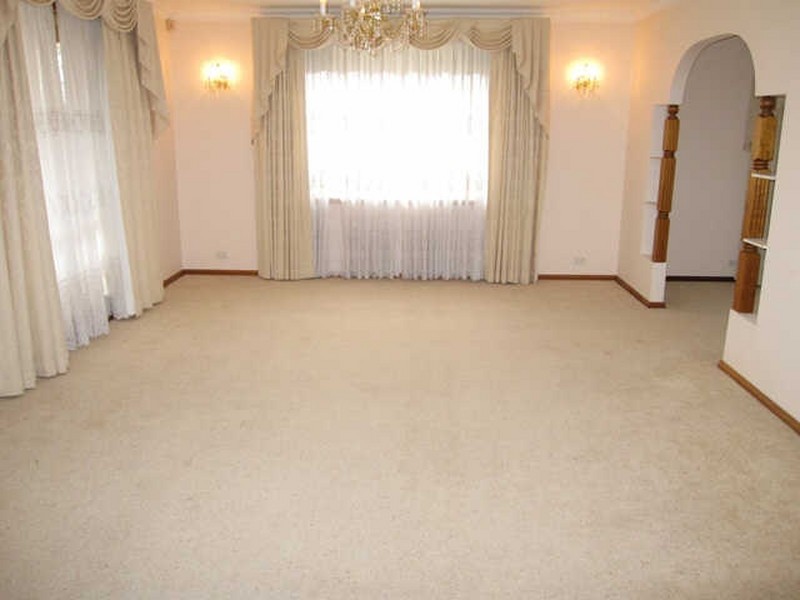 19 Duterrau Crescent, Lyneham ACT 2602