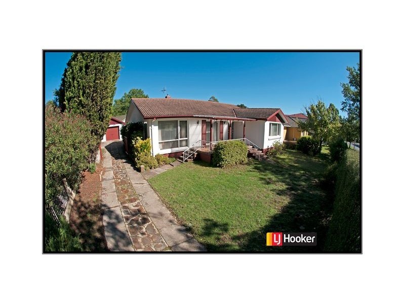 9 Majura Avenue, Dickson ACT 2602