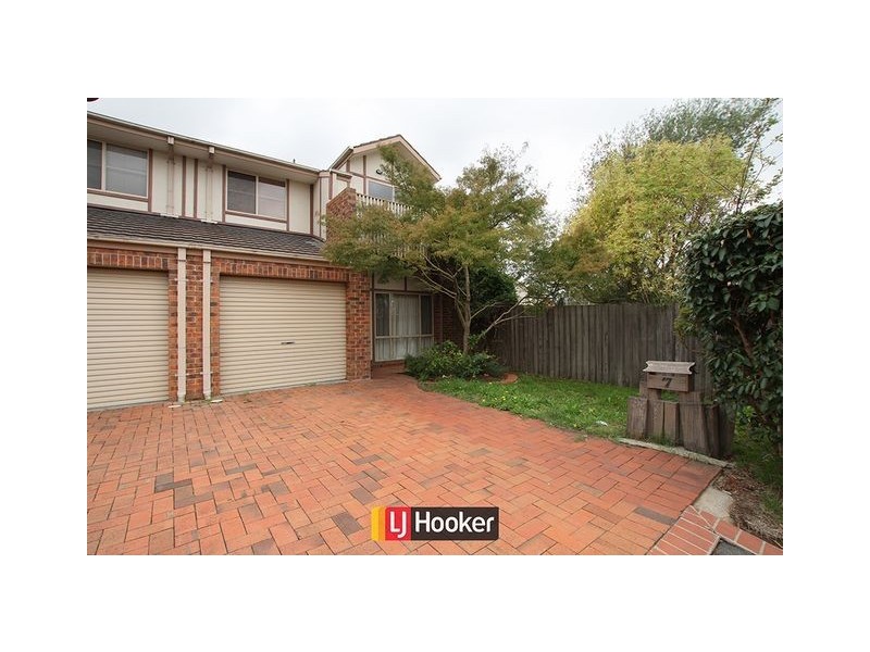 7 Noble Close, Ngunnawal ACT 2913