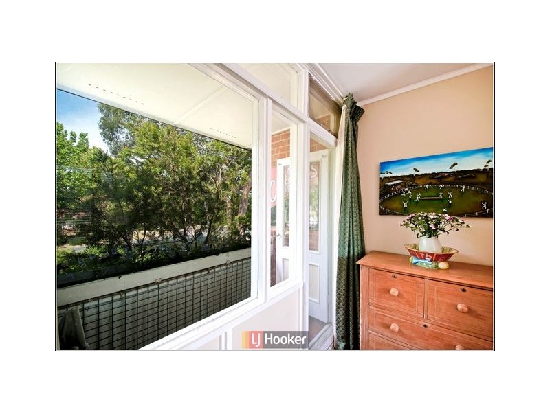 82 Cowper Street, Dickson ACT 2602