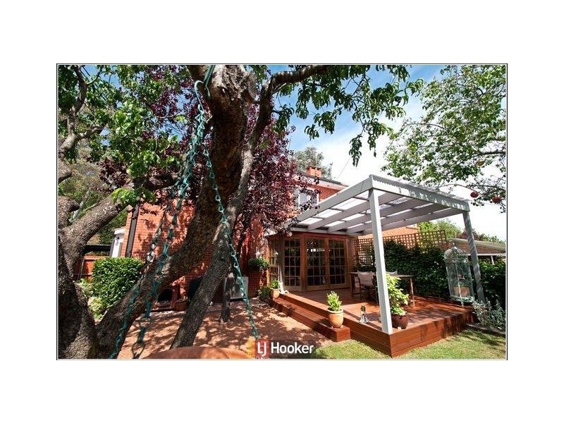 82 Cowper Street, Dickson ACT 2602