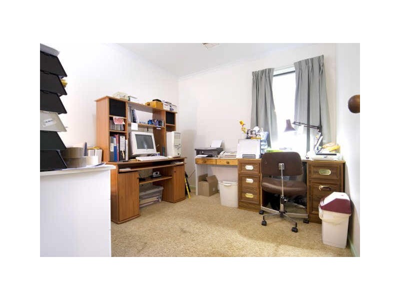 6 Beadle Place, Charnwood ACT 2615