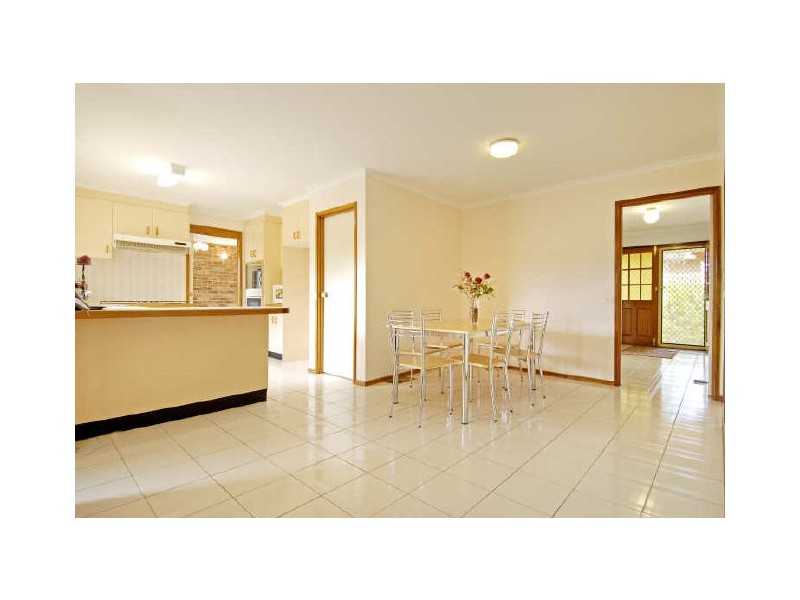 6 Claxton Crescent, Lyneham ACT 2602