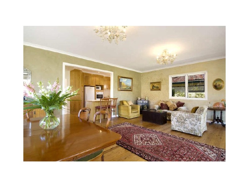 1 Hargraves Crescent, Ainslie ACT 2602