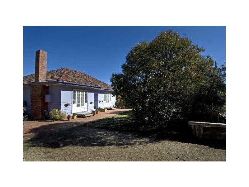 1 Hargraves Crescent, Ainslie ACT 2602