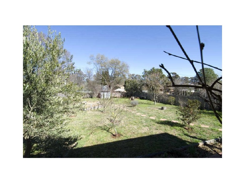 1 Hargraves Crescent, Ainslie ACT 2602