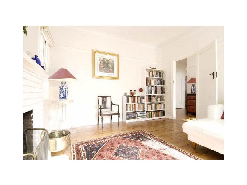 1 Hargraves Crescent, Ainslie ACT 2602