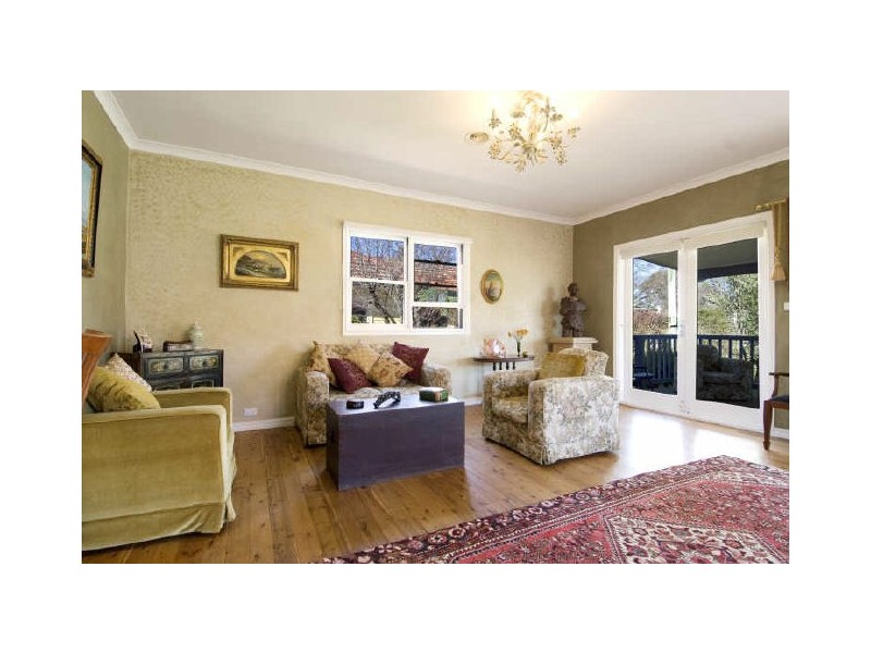 1 Hargraves Crescent, Ainslie ACT 2602