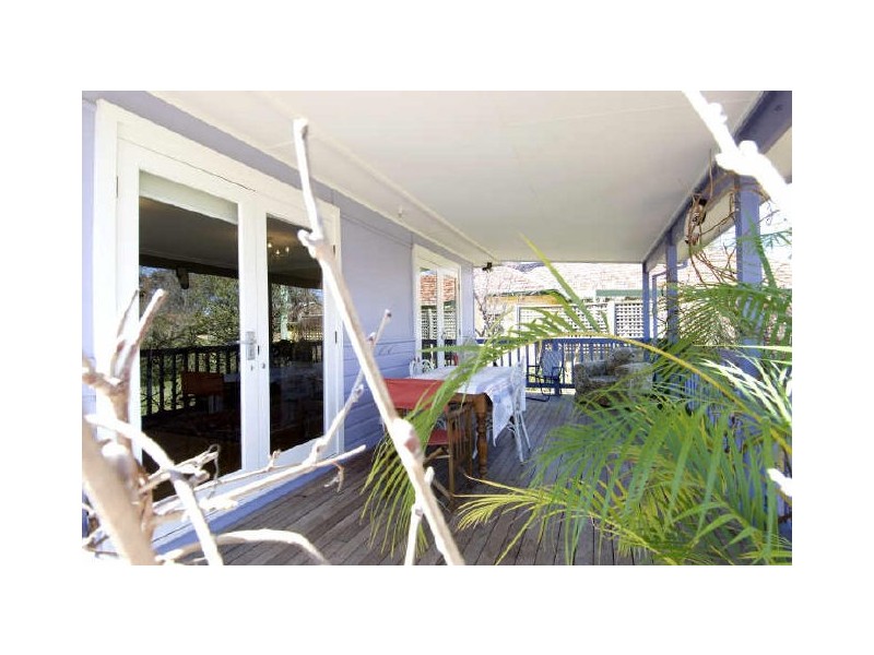 1 Hargraves Crescent, Ainslie ACT 2602