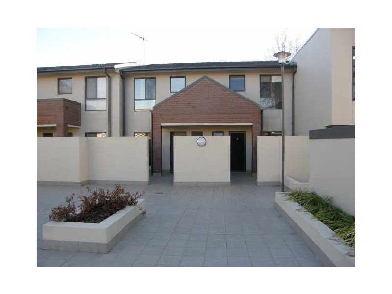 40/2 Archibald Street, Lyneham ACT 2602