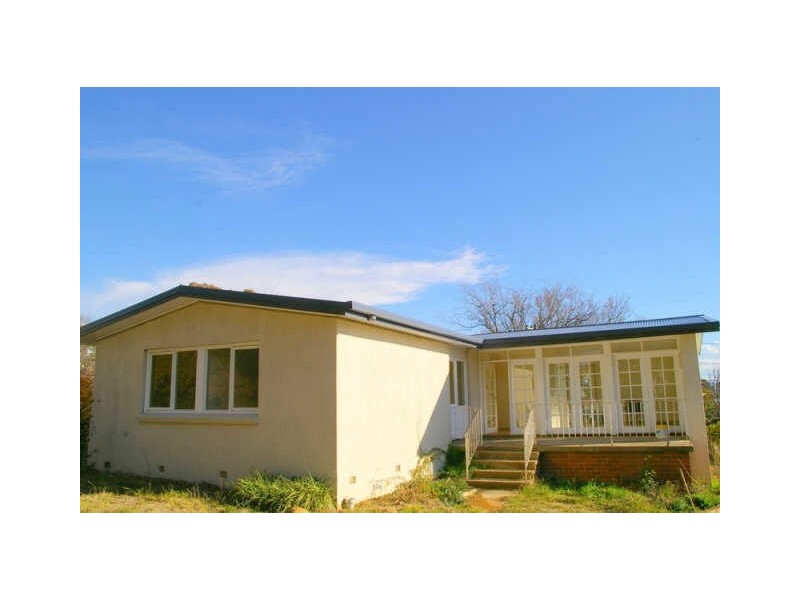 16 Savige Place, Campbell ACT 2612