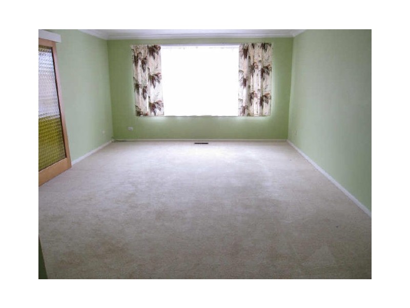 8 O’Hagan Street, Latham ACT 2615