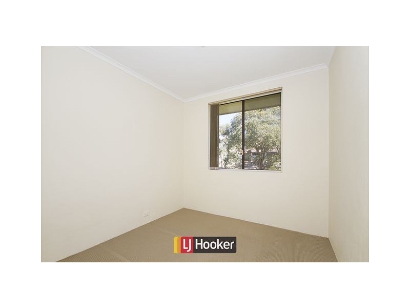 17/32 Springvale Drive, Hawker ACT 2614