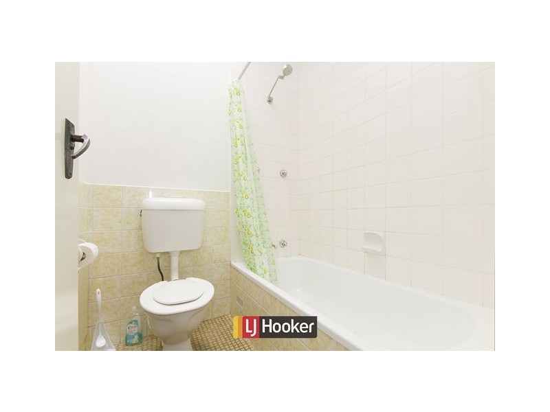 17/32 Springvale Drive, Hawker ACT 2614