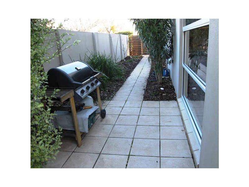 11/64 Wattle Street, Lyneham ACT 2602